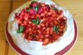 Pavlova perfetta: croccante fuori e morbida dentro